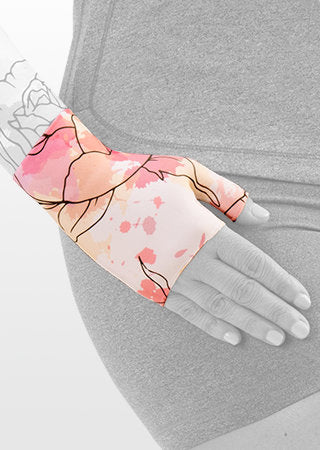 Juzo Soft Gauntlet with Thumb Stub in the VINTAGE LACE Print