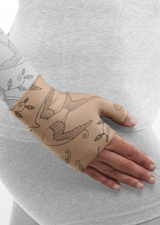 Juzo Soft Gauntlet with Thumb Stub in the Bird Henna Beige Print