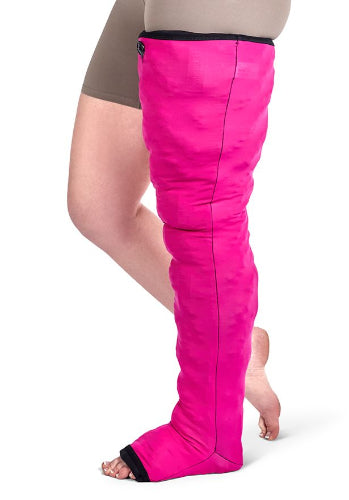 Person wearing the Circaid Profile Energy oversleeve in the blue giraffe color magenta