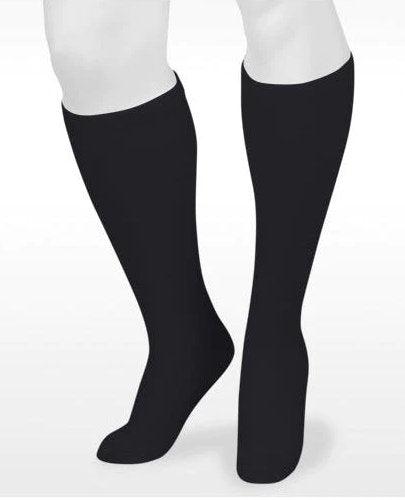Juzo Basic Casual 15-20 mmHg Compression Socks in the color Black (4700AD10)