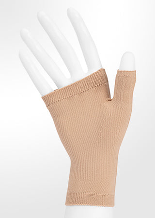 Juzo Gauntlet with thumb, 15-20 mmHg compression in the color beige 2000ACLE14 M