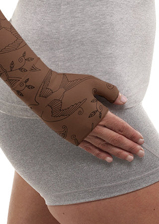 Juzo Soft Gauntlet with Thumb Stub in the Bird Henna Chestnut Print