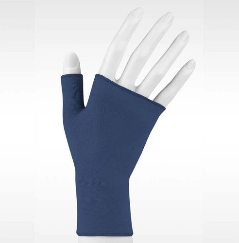 Juzo Soft Gauntlet 20-30 mmHg compression in the color Soulful Blue