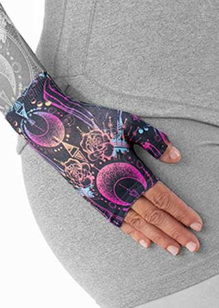 Juzo Soft Gauntlet with Thumb Stub in the LUMINESCENT Print