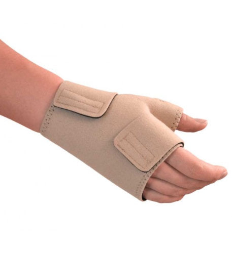 Ladies hand wearing the L&R ReadyWrap Gauntlet  in the color beige