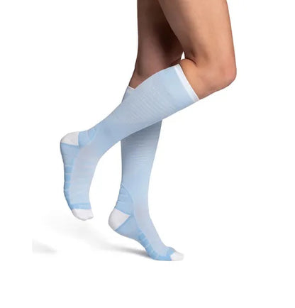 Sigvaris 432C Motion Flow Tech, 20-30 mmHg, Knee High