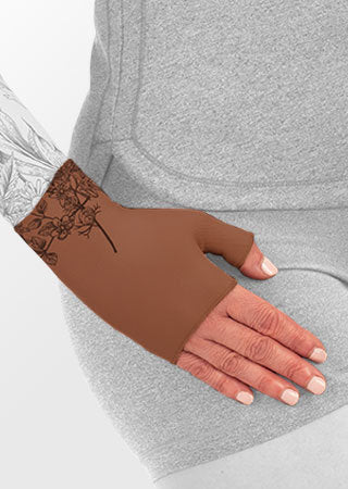 Juzo Soft Gauntlet with Thumb Stub in the Wildflower Henna Chestnut Print