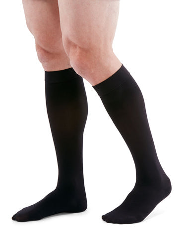 Gentleman wearing his Duomed Advantage 30-40 mmHg Compression Socks in the color Black
