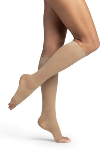 981CO Sigvaris Dynaven Sheer Open Toe Women's Compression Stockings 15-20 mmHg Color Beige