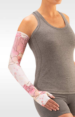 Juzo Soft Dream Sleeve in Seasonal Colors with Silicone Border 20-30 or  30-40 mmHg