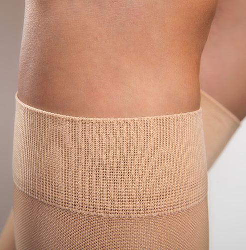 Close up image of the Medi Duomed Transparent Knee High Top Band